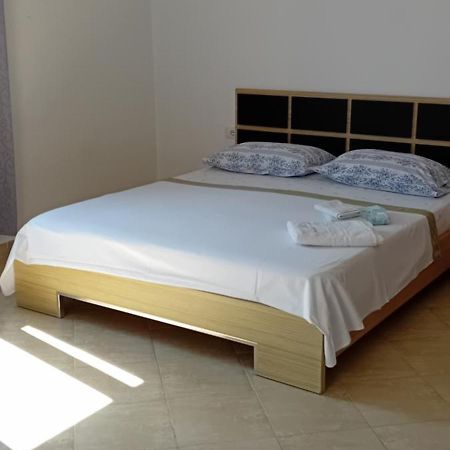 Sunset House Aurora&Ersi Apartment Orikum Bagian luar foto