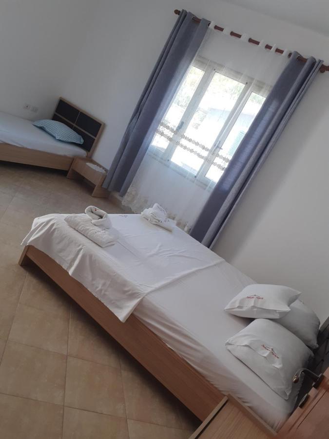 Sunset House Aurora&Ersi Apartment Orikum Bagian luar foto